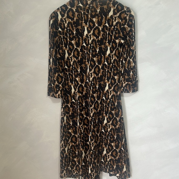 DVF Julian Leopard Print Silk Wrap Midi Dress Sz 2 neiman marcus - Picture 8 of 8